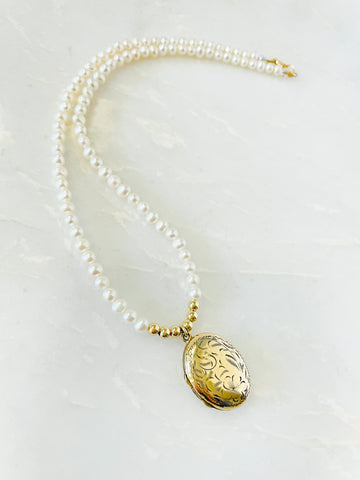 gold locket necklace